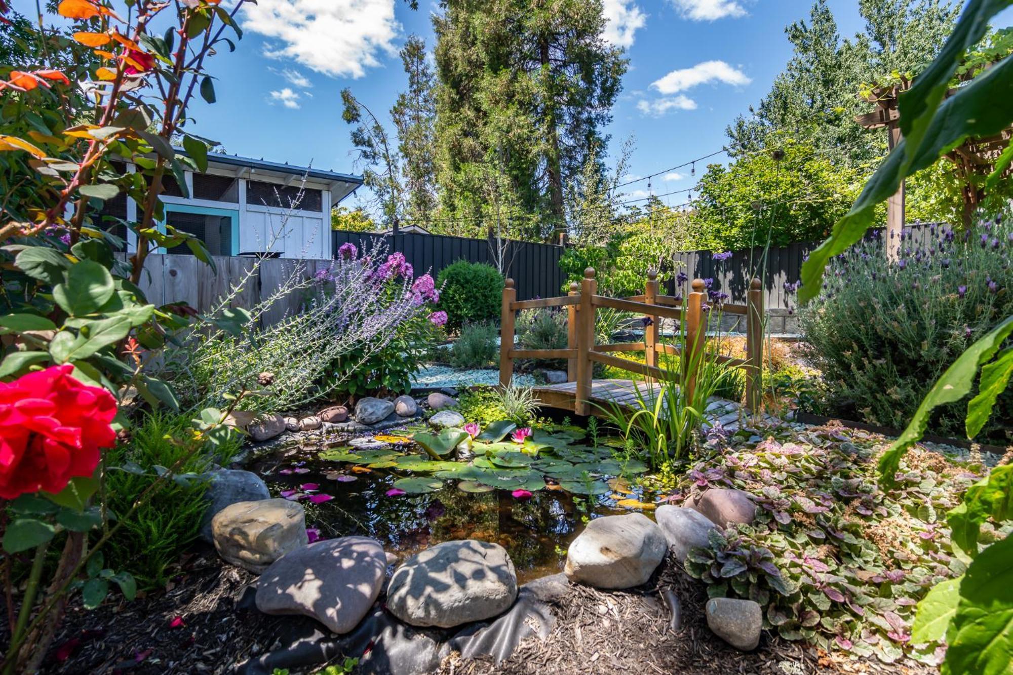 Chic Rv Retreat, Stunning Yard In Roseburg酒店 外观 照片